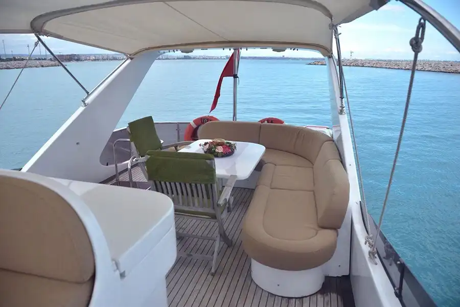 YACHT İPEK